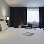 Hotel Mercure Paris Cdg 4*