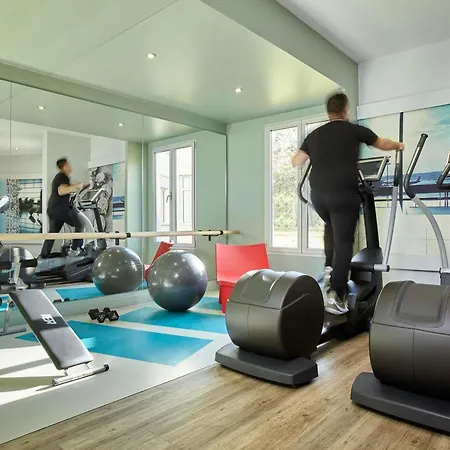 Mercure Paris Cdg 4*