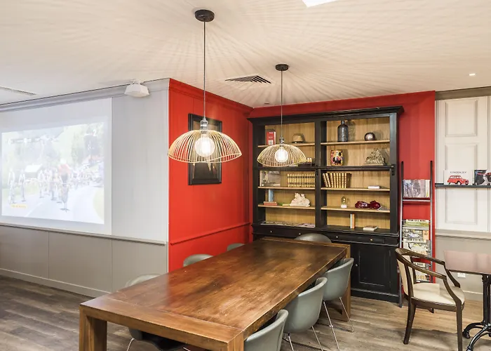 巴黎戴高乐机场美居酒店 4* 鲁瓦西昂法兰西