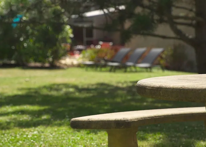 巴黎戴高乐机场美居酒店 酒店 4*